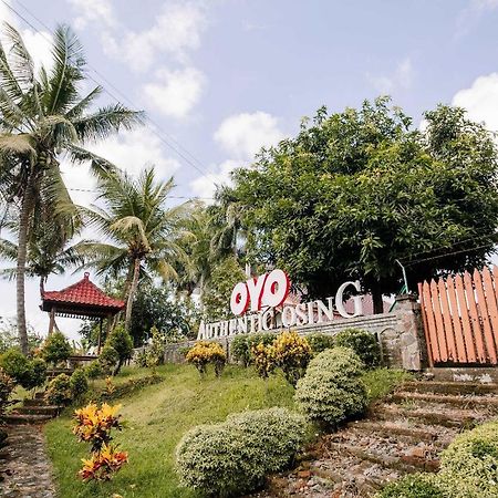 Oyo 986 Authentic Osing Homestay Banyuwangi  Bagian luar foto