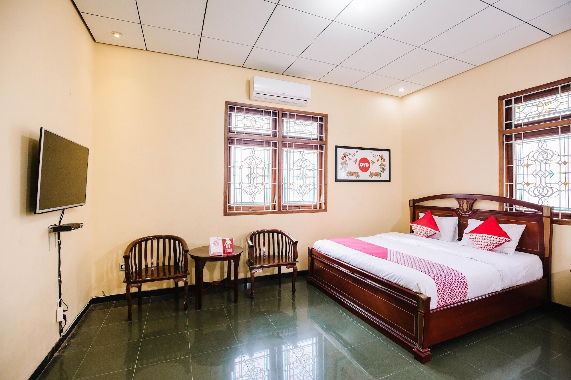 Oyo 986 Authentic Osing Homestay Banyuwangi  Bagian luar foto